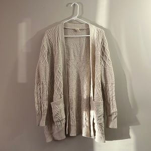 Cream long cardigan.